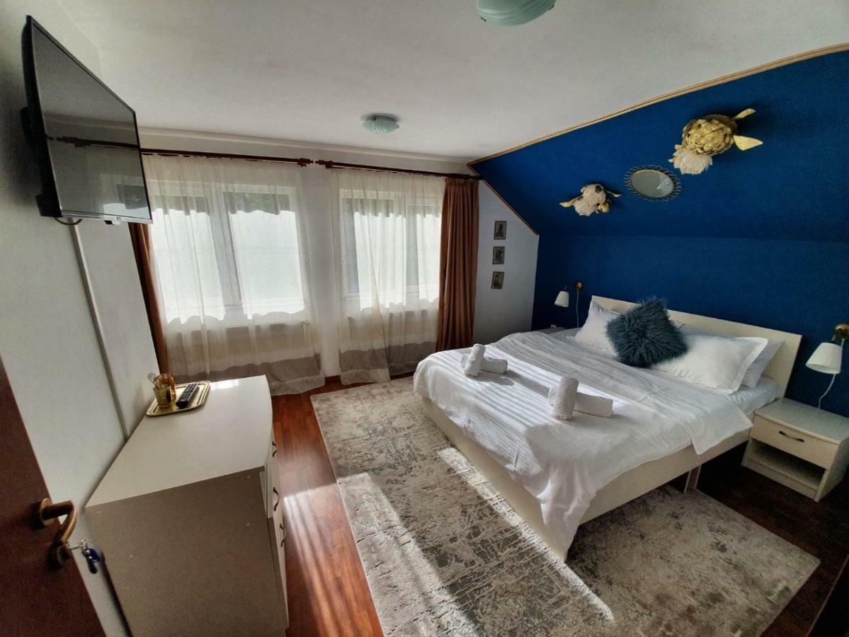 Готель Casa Lucky Ришнов Екстер'єр фото