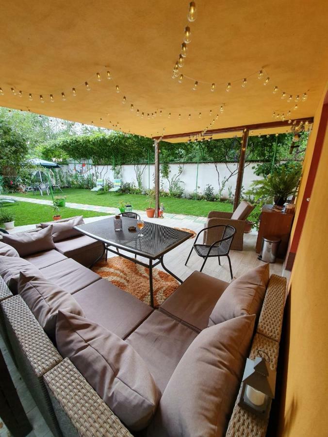 Готель Casa Lucky Ришнов Екстер'єр фото